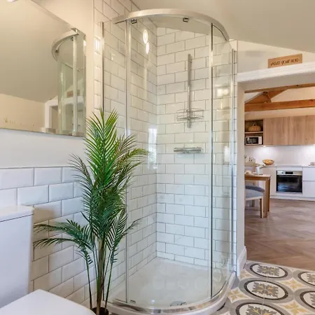 1 Bed In Oc-b31067